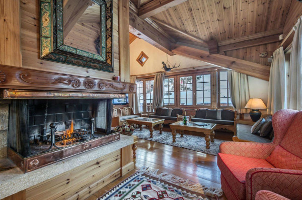 villa in Courchevel : Rent this typical savoyard, ski in ski out chalet in Courchevel Belvedere. - Photo 3
