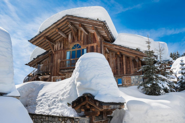 villa in Courchevel : Rent this 6 bedrooms chalet located in the Domain de Bllecôte  in Courchevel 1850. - Photo 25
