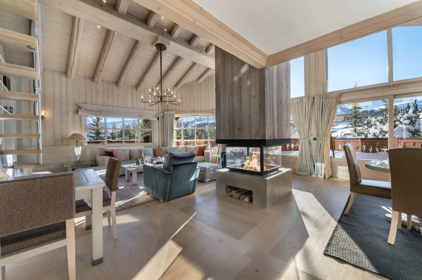 villa in Courchevel : Rent this family Chalet located in the Pralong area within fifty meters from the slopes. - Photo 6