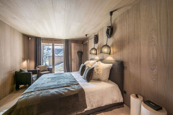 villa in Courchevel : Rent this beautiful new modern chalet in Courchevel Village for 11 guests. - Photo 16