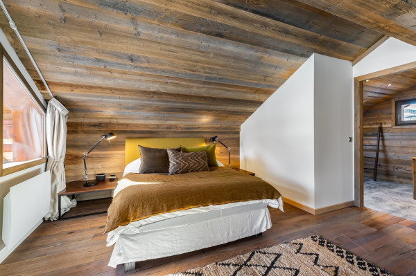 villa in Méribel : Rent this renovated chalet with a perfect location in Méribel station. - Photo 25