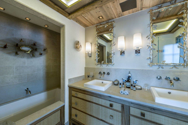 villa in Courchevel : Rent this 6 bedroom chalet with a panoramic view of the peaks of Bellecôte glacier - Photo 5