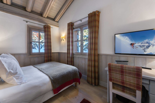 villa in Courchevel : Rent this family Chalet located in the Pralong area within fifty meters from the slopes. - Photo 13