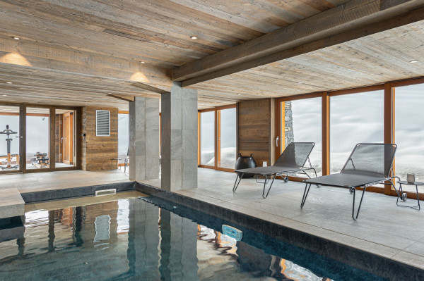 villa in Méribel : Rent this renovated chalet with a perfect location in Méribel station. - Photo 28