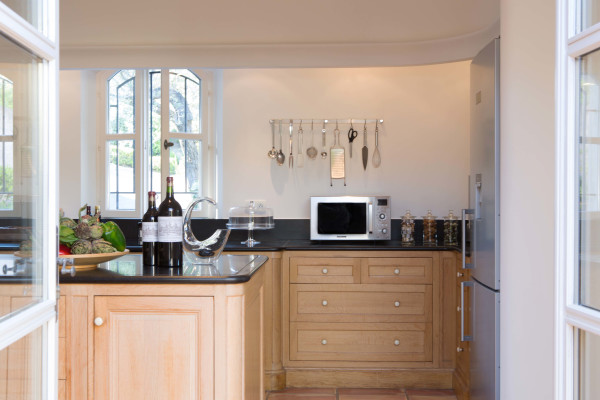 villa in St Tropez : Rent this luxurious provencal property of 460 sqm which can accommodate up to 10 guests. - Photo 15