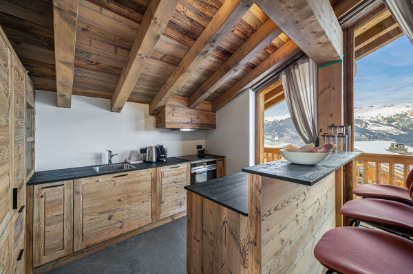 villa in Courchevel : Rent this brand new chalet in Courchevel Village for 14 guests. - Photo 13