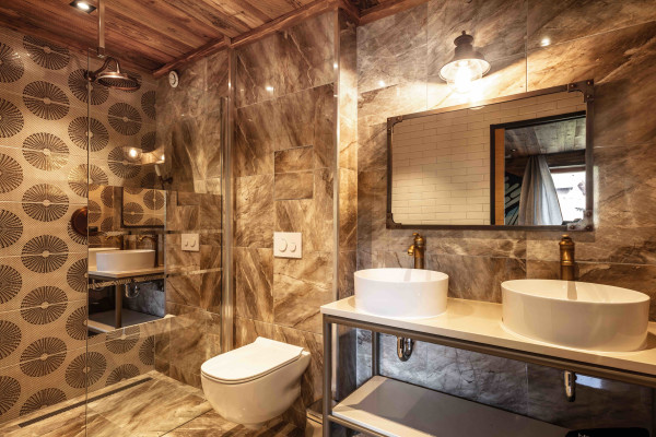 villa in Tignes : Rent this luxurious chalet designed with graffiti street art - Photo 24