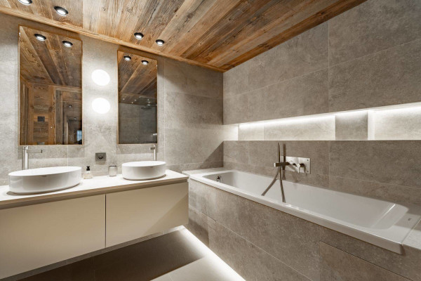 villa in Meribel : Rent  this renovated chalet at 5 mins walk from there center for 8 guests. - Photo 16