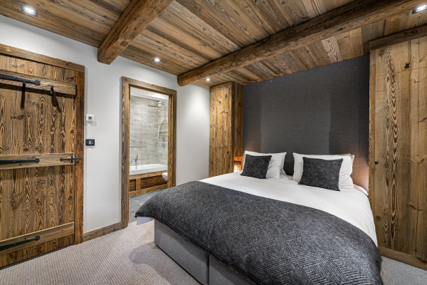 villa in St Martin de Belleville : Rent this renovated barn for 10 guest in Villarabout. - Photo 15
