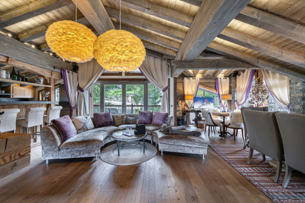 villa in Courchevel : Rent this 6 bedrooms chalet in Belvedere with a large well ness area. - Photo 1