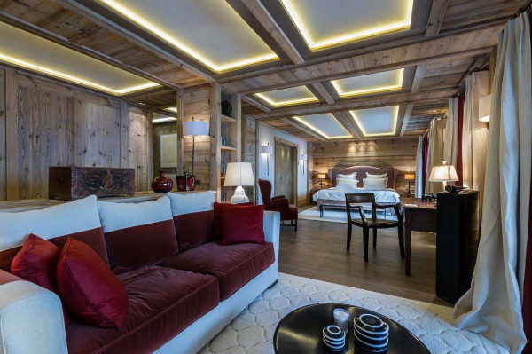 villa in Courchevel : Rent this 6 bedroom chalet with a panoramic view of the peaks of Bellecôte glacier - Photo 13