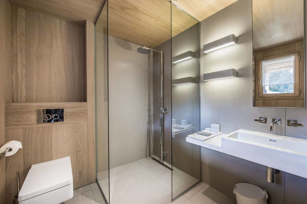 villa in Courchevel : Rent this beautiful new modern chalet in Courchevel Village for 11 guests. - Photo 17
