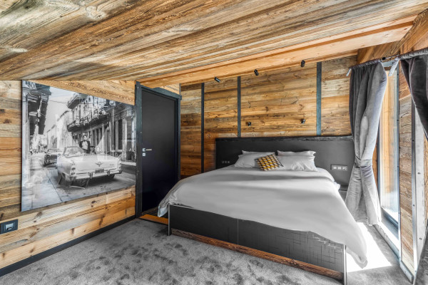 villa in Tignes : Rent this amazing 5 bedroom chalet in Tignes. - Photo 9