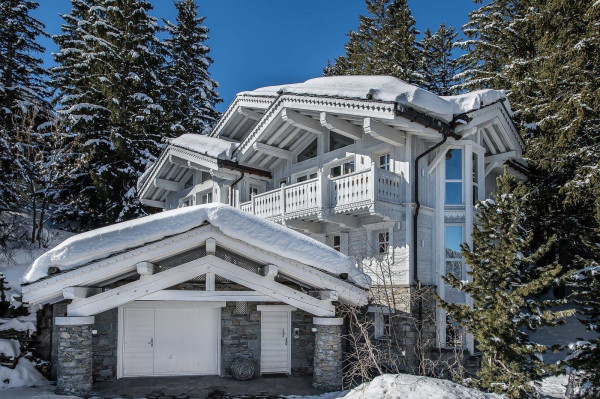 villa in Courchevel : Rent this 6 bedrooms chalet located in Cospillot - Photo 16