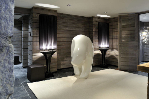 villa in Courchevel : Rent one of the most luxury chalet in Courchevel fully catered. - Photo 8