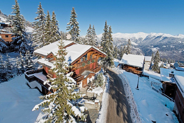 villa in Courchevel : Rent this family chalet with 4 bedrooms in Les Chenus - Photo 17