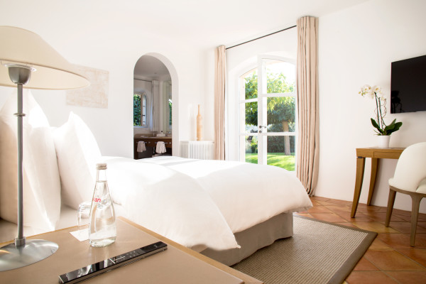 villa in St Tropez : Rent this extraordinary property  nestled in a private and secured domain close to St Tropez. - Photo 18
