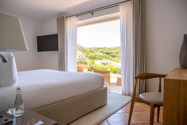 villa in St Tropez : Rent this wonderful renovated provencal villa in a private domain close to St Tropez for 8 guests. - Photo 14