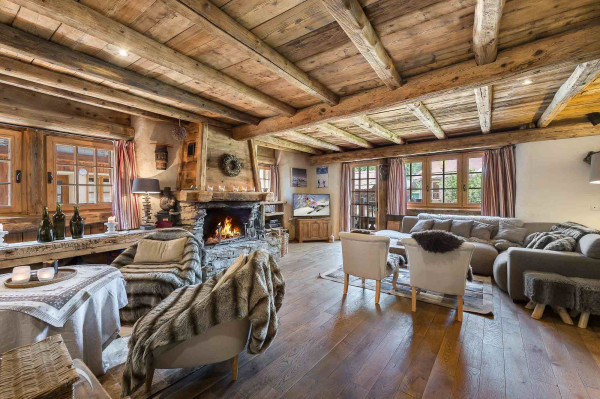 villa in Meribel : Rent this cozy chalet for 12 guests with Sauna and Jacuzzi in Méribel Le Raffort - Photo 3