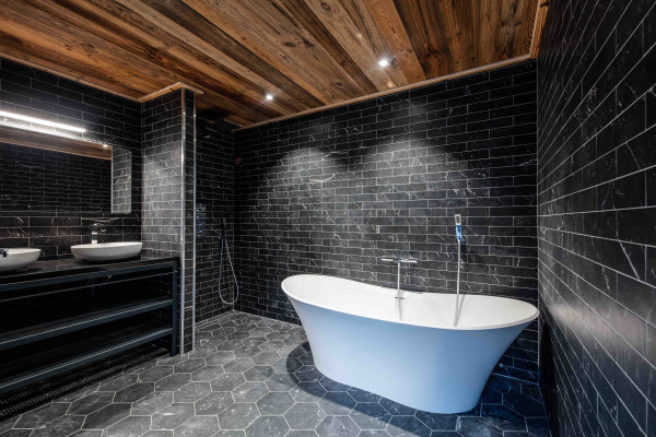 villa in Tignes : Rent this chalet with atypical decoration in Tignes Brevieres. - Photo 22