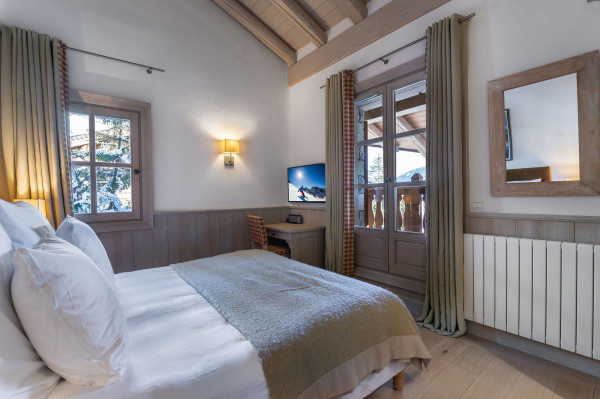 villa in Courchevel : Rent this family Chalet located in the Pralong area within fifty meters from the slopes. - Photo 15