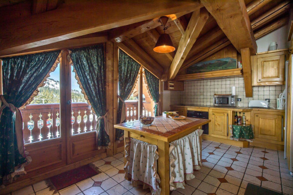 villa in Courchevel : This beautiful chalet full of character located in the Jardin Alpin in Courchevel - Photo 6