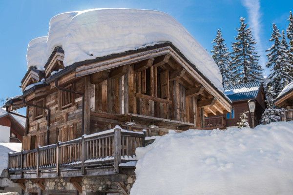 villa in Courchevel : Rent this authentic family Savoyard chalet in Les Chenus. - Photo 15