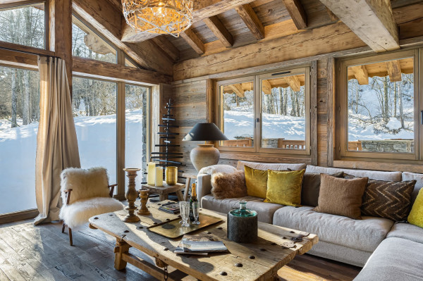 villa in Méribel : Rent this renovated chalet with a perfect location in Méribel station. - Photo 3