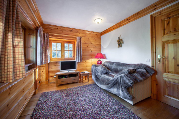 villa in Courchevel : Rent this typical savoyard, ski in ski out chalet in Courchevel Belvedere. - Photo 11