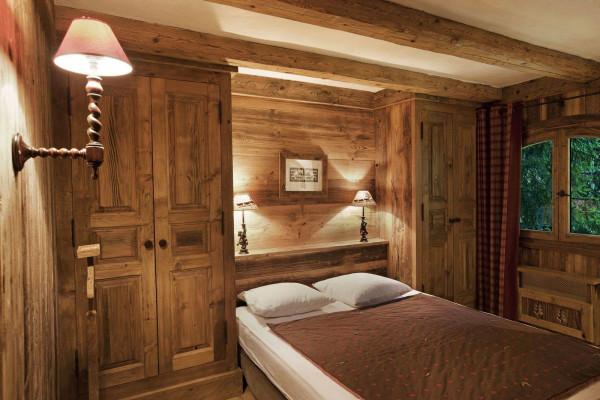 villa in Courchevel : Rent this authentic mountain chalet in the District of Plantret. - Photo 7