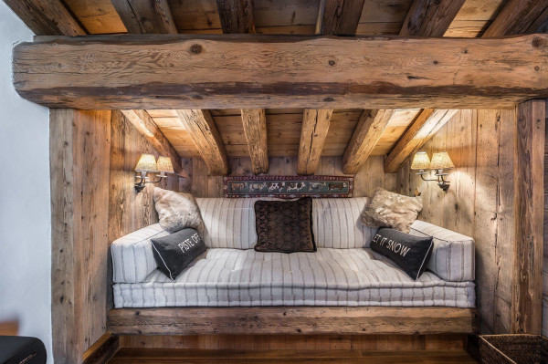 villa in Courchevel : Rent this 6 bedrooms chalet located in the Domain de Bllecôte  in Courchevel 1850. - Photo 24