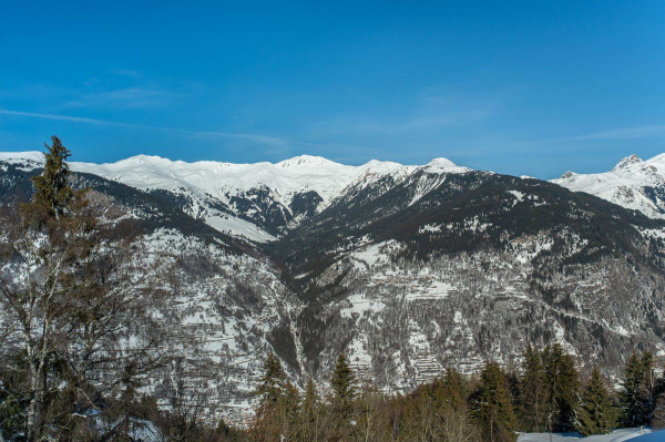 villa in Courchevel : Rent this nearby center of the resort and slopes in Courchevel Village. - Photo 17