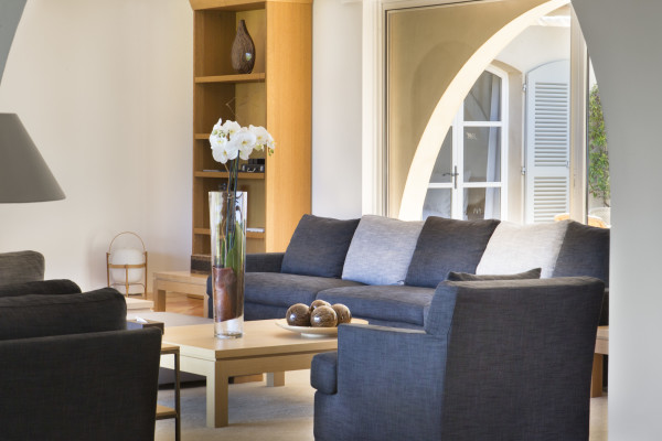 villa in St Tropez : Rent a luxurious Provencal property few step away from St Tropez and Pampelonne beaches. - Photo 4
