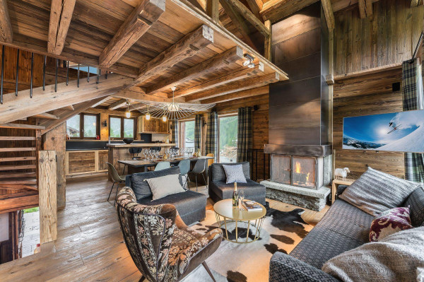 villa in Val d'Isere : Rent this chalet located in the hamlet of Le petit Alaska for 10 guests. - Photo 0