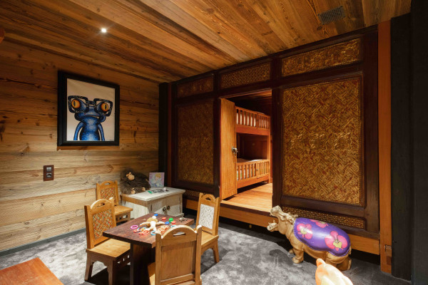 villa in Tignes : Rent this Indonesian decorated chalet walking distance to the lift in Tignes Brevieres - Photo 22