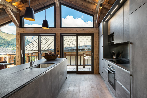 villa in St Martin de Belleville : Rent this renovated barn for 10 guest in Villarabout. - Photo 6