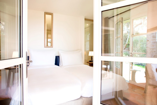 villa in St Tropez : Rent this wonderful luxurious provencal villa in a domain close to St Tropez for 10 guests. - Photo 15