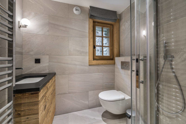 villa in Meribel : Rent this prestigious and comfortable chalet for 10 guests in Méribel Le Raffort. - Photo 16