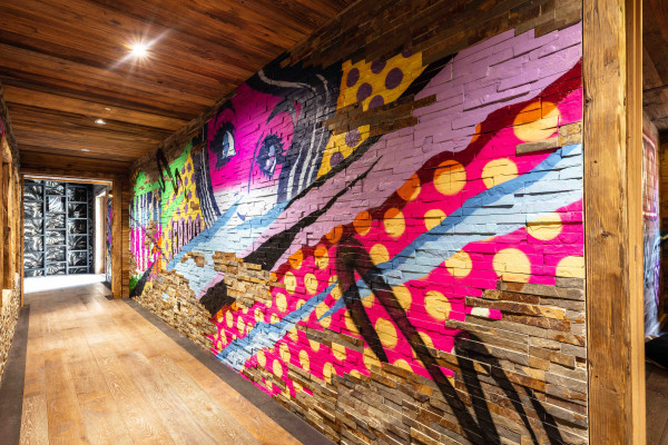 villa in Tignes : Rent this luxurious chalet designed with graffiti street art - Photo 18
