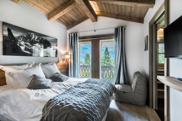 villa in Megeve : Rent this charming chalet fully renovated with contemporary decoration, 70m from the slopes in Princess area. - Photo 6