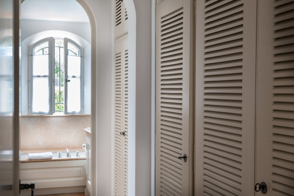 villa in St Tropez : Rent this amazing property with a perfect location near Pampelonne beaches for 8 guests. - Photo 16