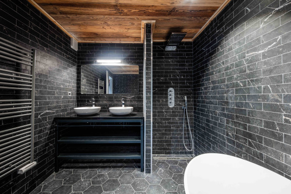 villa in Tignes : Rent this chalet with atypical decoration in Tignes Brevieres. - Photo 20