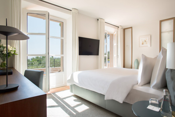 villa in St Tropez : Rent this wonderful luxurious provencal villa in a domain close to St Tropez for 10 guests. - Photo 13