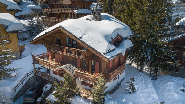 villa in Courchevel : Rent this family chalet with 4 bedrooms in Les Chenus - Photo 18