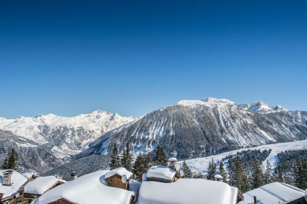 villa in Courchevel : Rent this 6 bedrooms chalet located in Cospillot - Photo 17