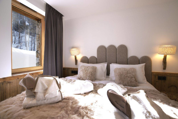 villa in Val d'Isere : Rent this 4 bedrooms chalet located in 'Le Fornet' with a sauna and jacuzzi. - Photo 14