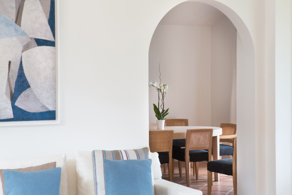 villa in St Tropez : Rent this amazing property with a perfect location near Pampelonne beaches for 8 guests. - Photo 7