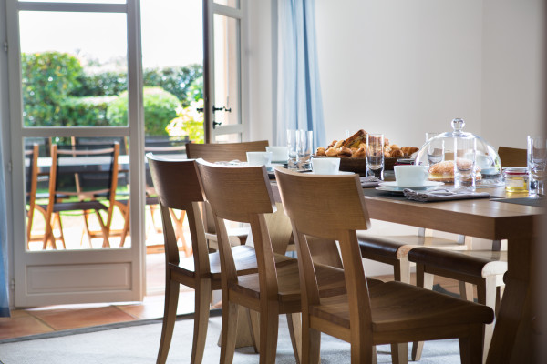 villa in St Tropez : Rent this wonderful renovated provencal villa in a private domain close to St Tropez for 8 guests. - Photo 8