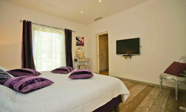 villa in Saint-Tropez : Rent provencal open-plan villa carefully decorated 3m walk from Pampellone’s best beaches - Photo 12