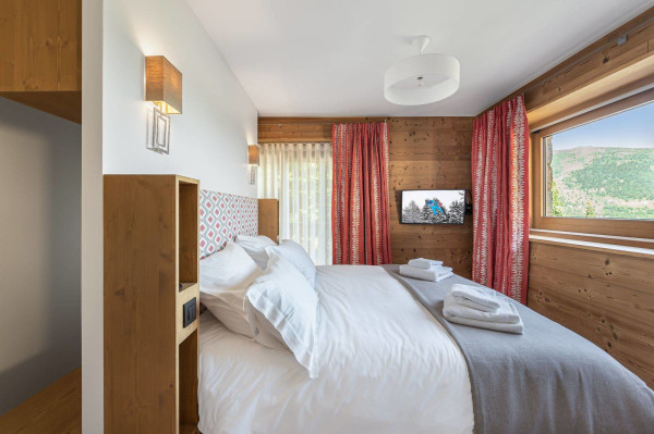 villa in Meribel : Rent this new built chalet in the Plateau of Méribel with a gorgeous view for 12 guests. - Photo 13